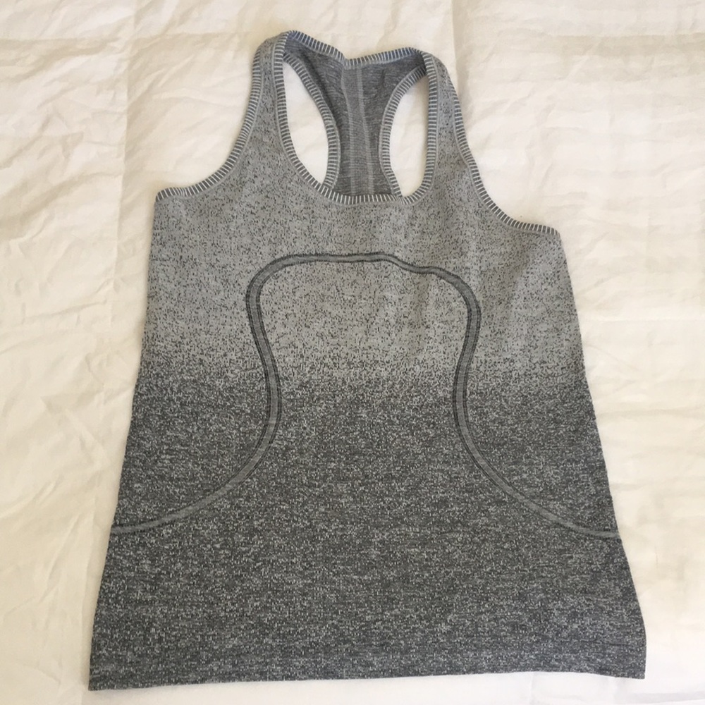 Lululemon tank